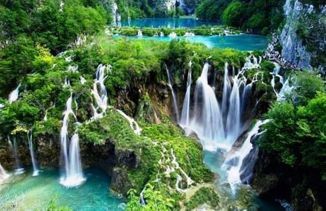 Plitvice Valley Apartments Licko Petrovo Selo Екстер'єр фото